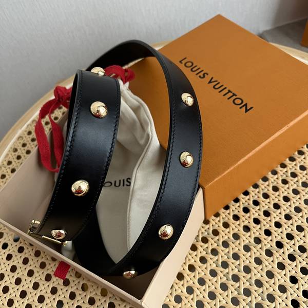 Louis Vuitton 30MM Belt LVB00292